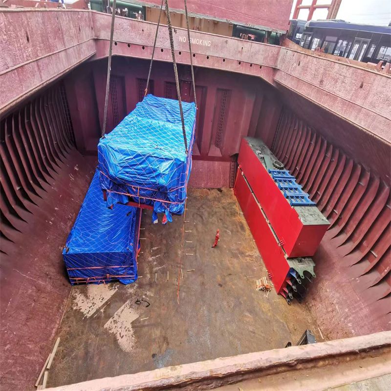 Dredging equipment loaded into cargo vessel